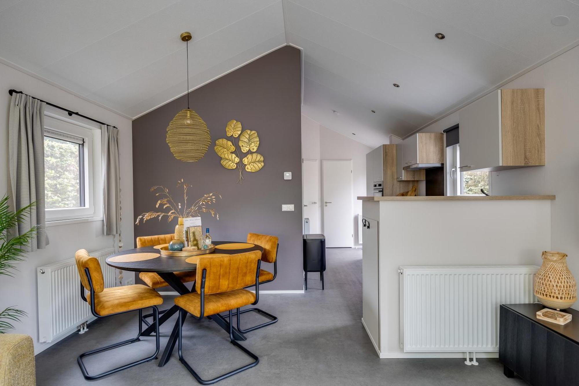 Modern Ingericht Chalet Op Groen Park Op De Veluwe Epe Exterior photo